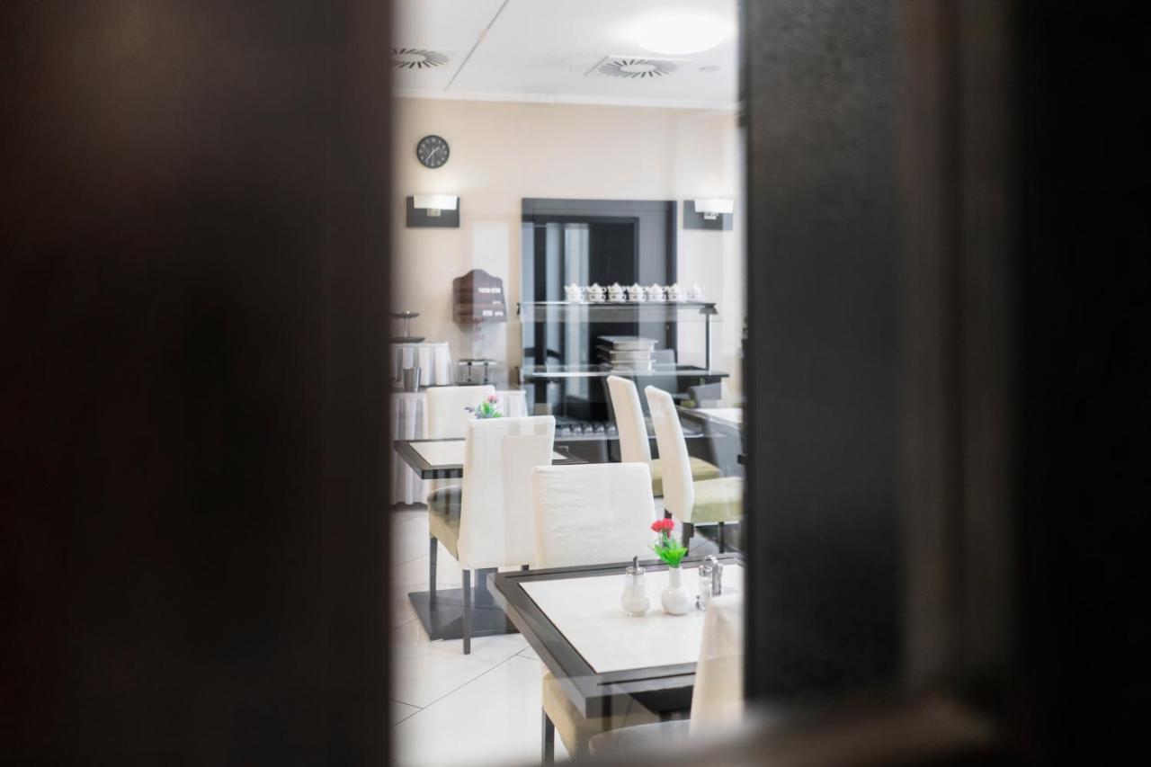 Hotel Astory Πίλζεν Εξωτερικό φωτογραφία