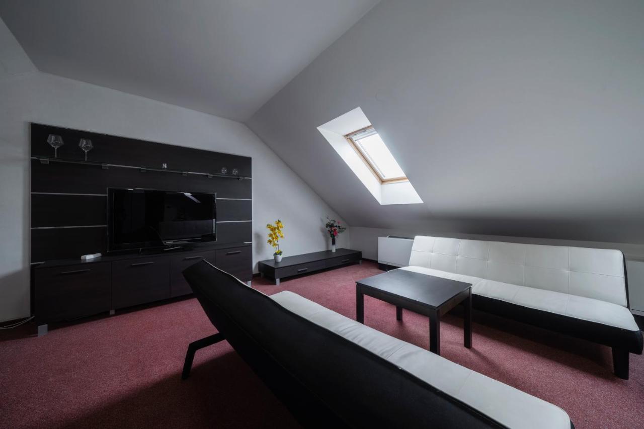 Hotel Astory Πίλζεν Εξωτερικό φωτογραφία