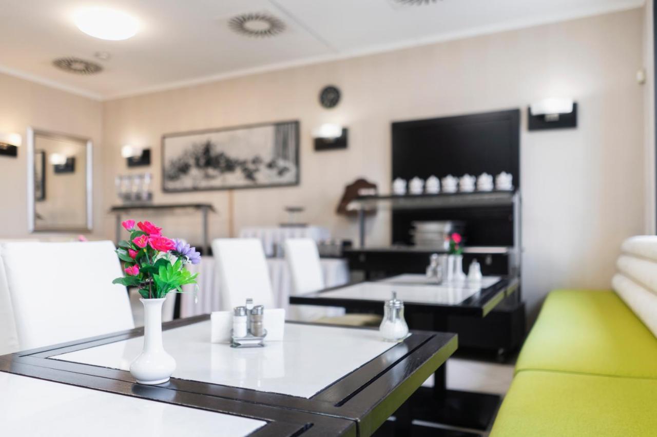 Hotel Astory Πίλζεν Εξωτερικό φωτογραφία