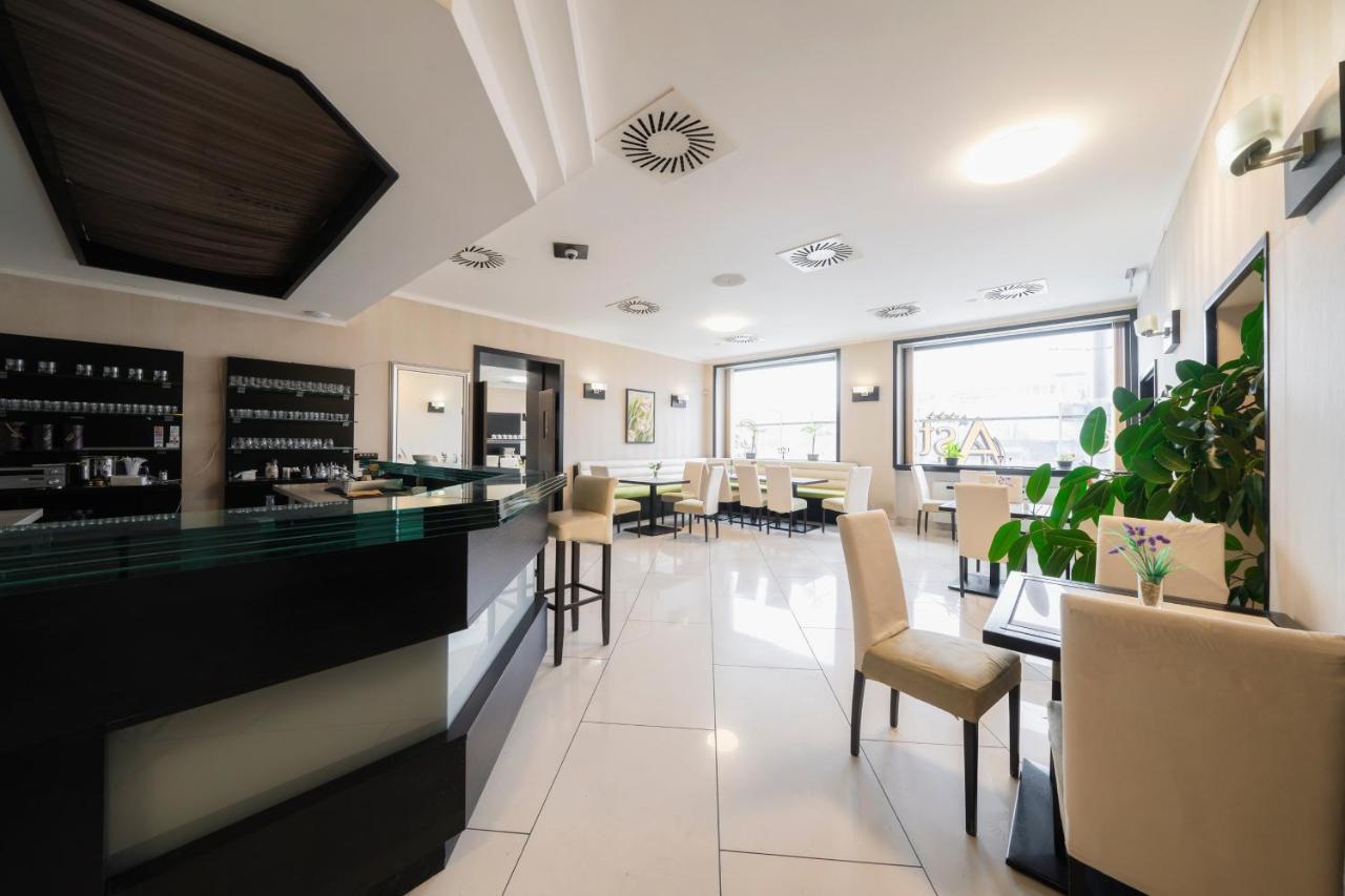 Hotel Astory Πίλζεν Εξωτερικό φωτογραφία