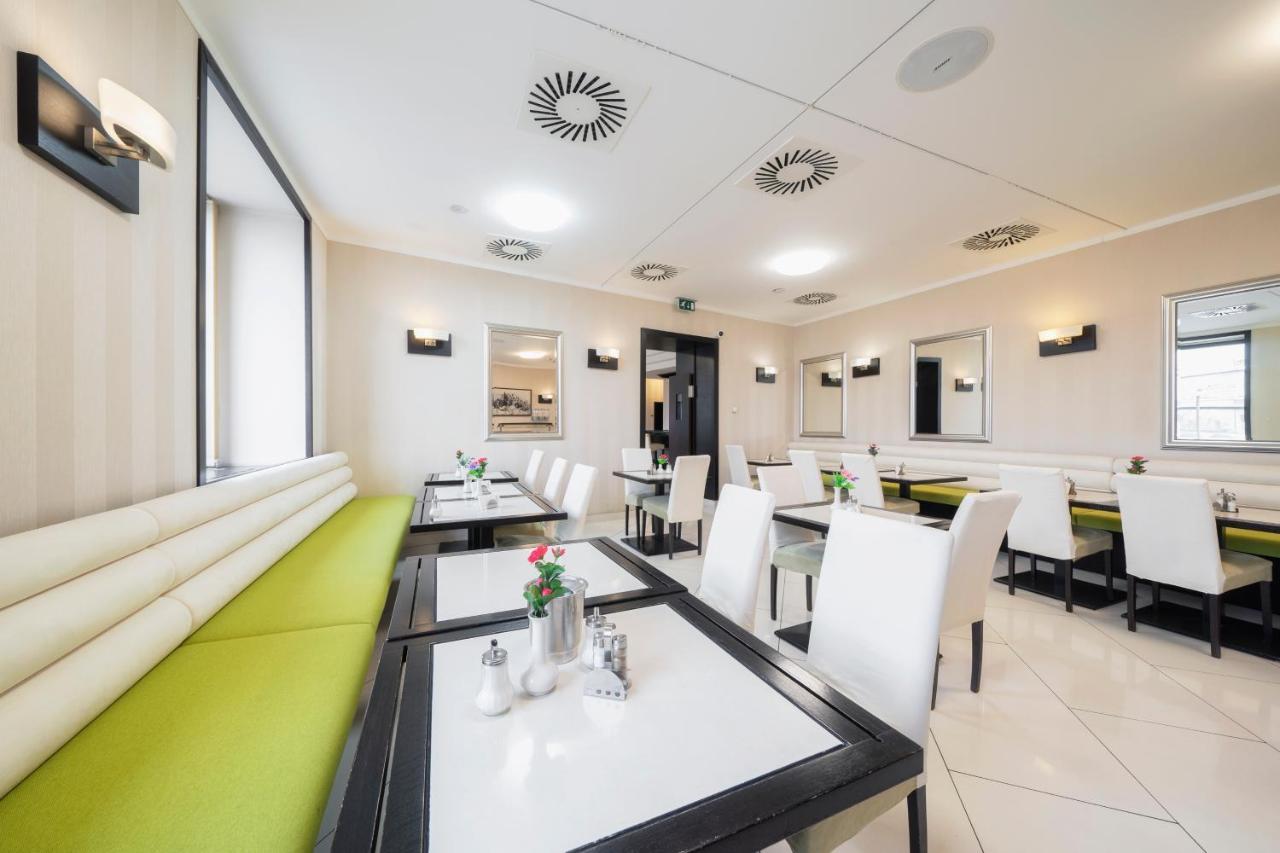 Hotel Astory Πίλζεν Εξωτερικό φωτογραφία